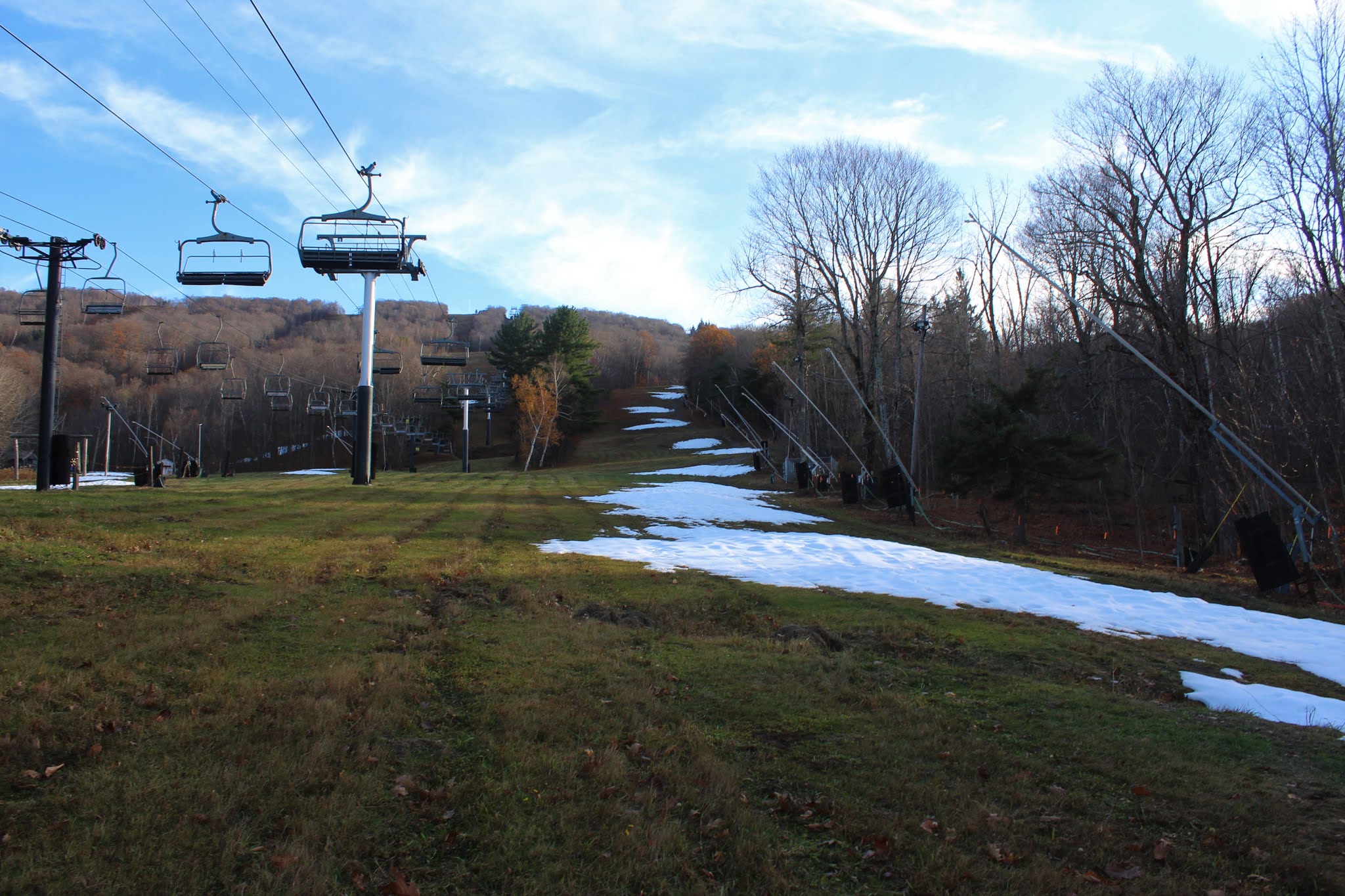 Jiminy Peak Hiking Trails Walking Man 24 7: Jiminy Peak(Berkshires)