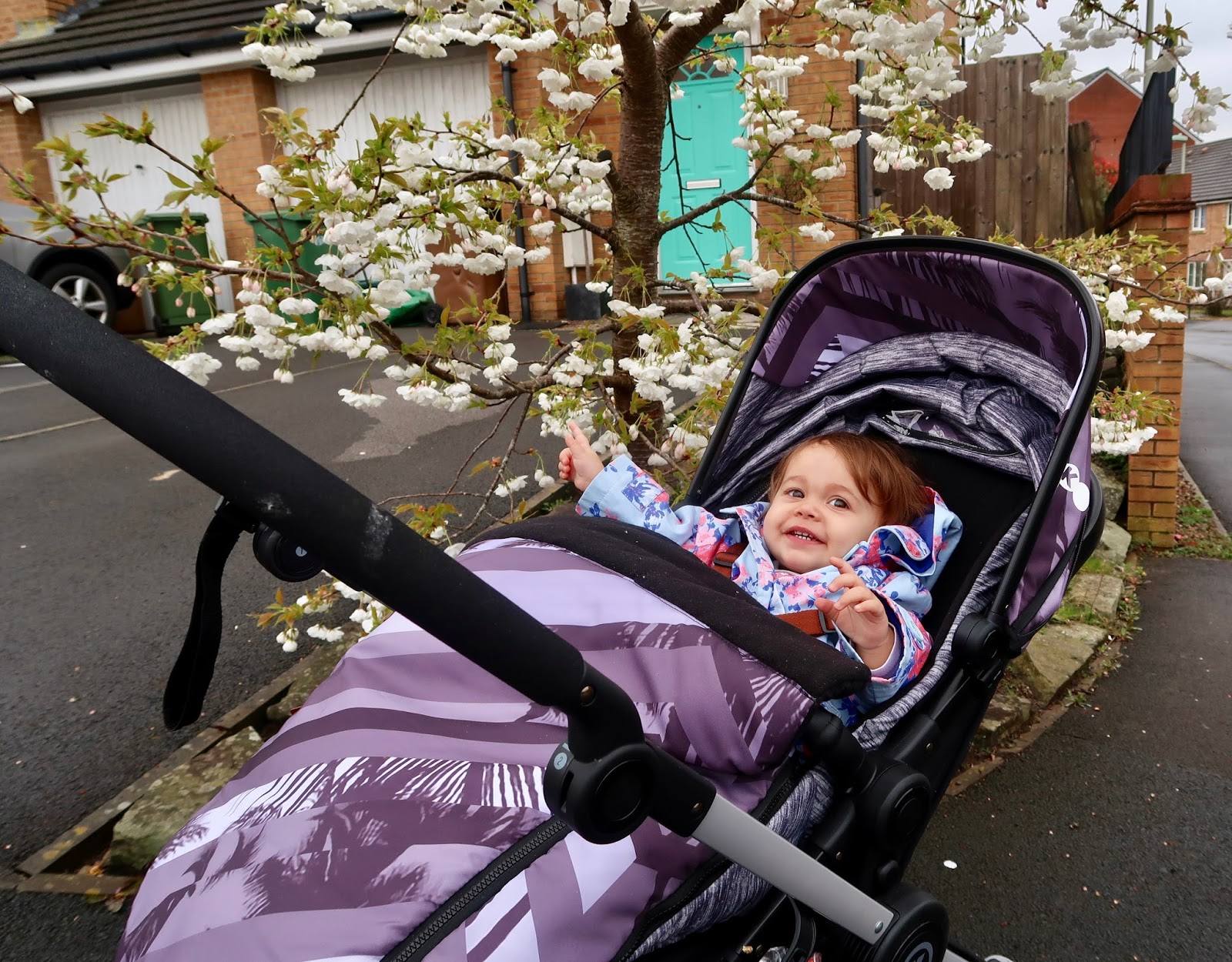 koochi modhero travel system