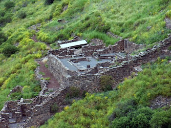 قلعة وادي جملا الاثريه (الدير قروح )وقناطر وطرق قديمه في جملا المحتله في الجولان