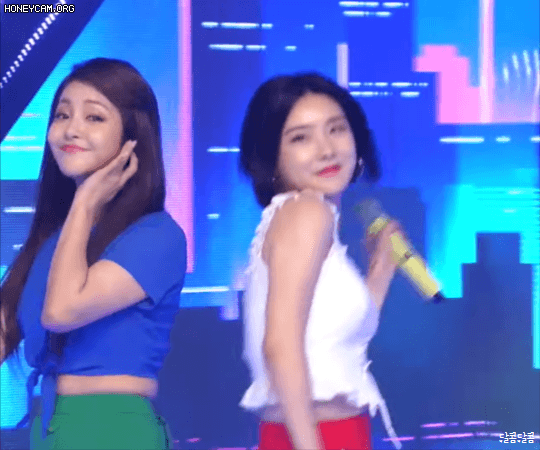 브레이브걸스 단발좌 덩실덩실 - 꾸르