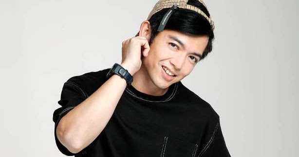 Profil Terlengkap Nicky Tirta: Masa Kecil Dan Keluarga, Agama