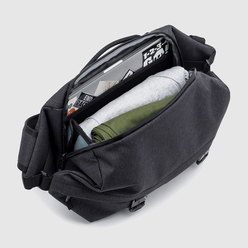 REVIEW: Chrome Vale Sling Bag | The Test Pit