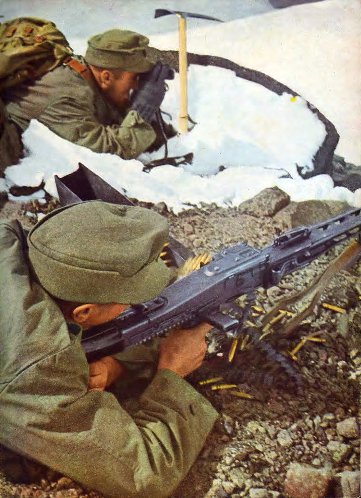 Third Reich Color Pictures: Maschinengewehr 42 (MG 42) in Color