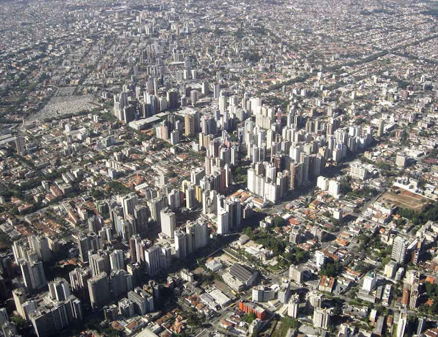 Imagem aérea de Curitiba