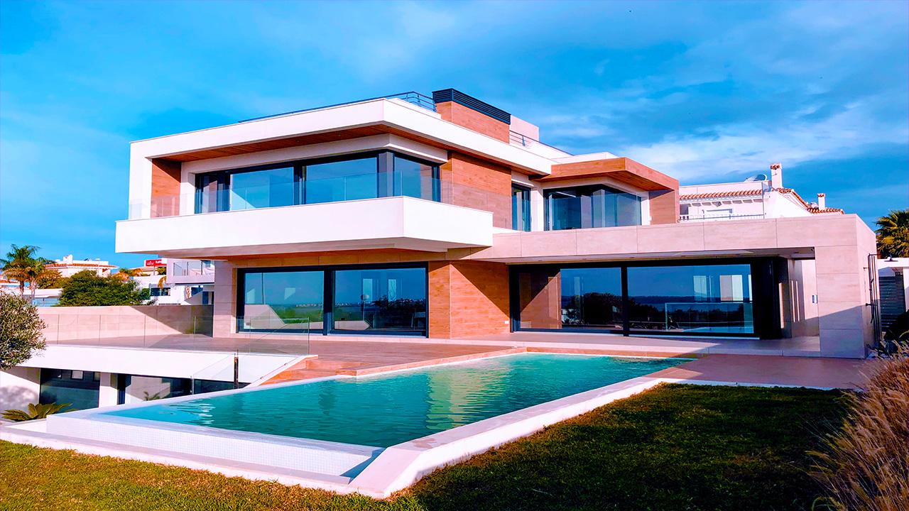 Art Deco House A Wonderful Way to Add Class and Luxury theinvisibleman101