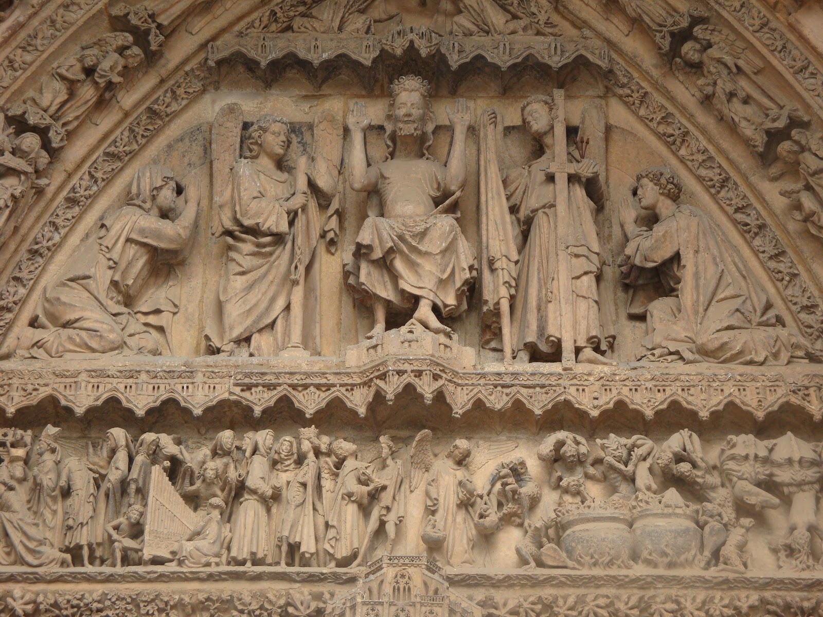 EL RINCÓN DEL ARTE: La Catedral de Léon: un espectáculo de luz y color