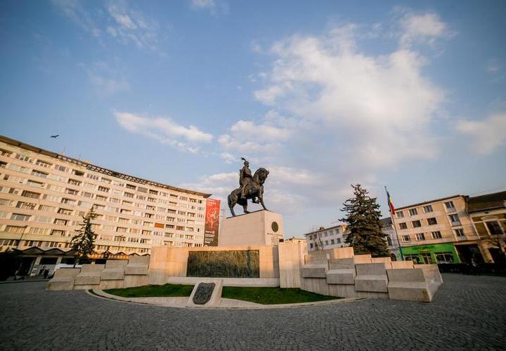 Piata Mihai Viteazu, Cluj-Napoca