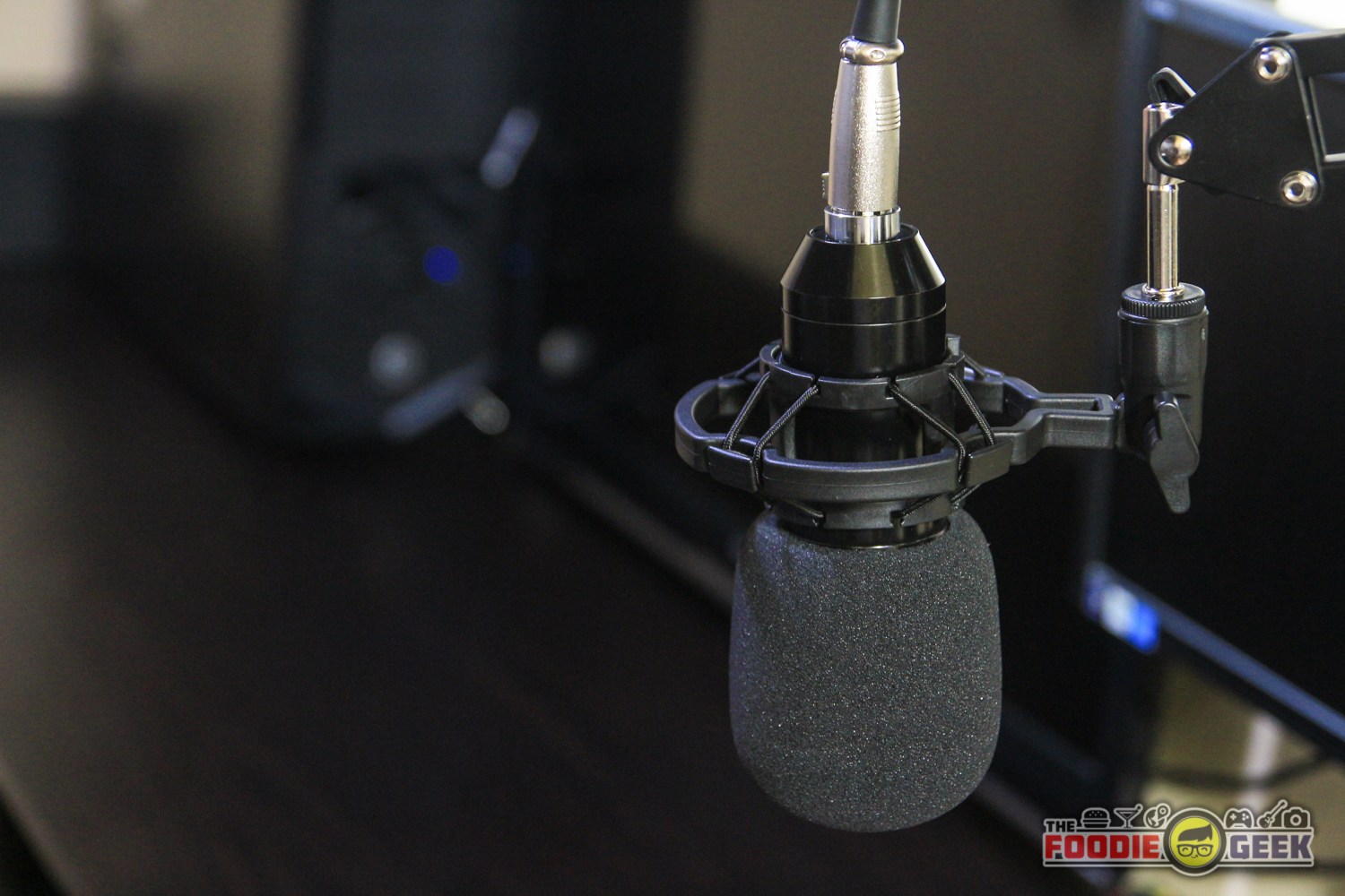 Best Budget Microphone! BM800 Unboxing and Review HungryChad