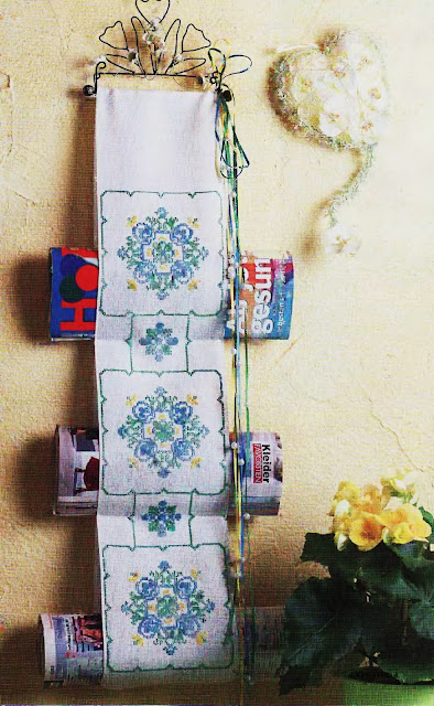 Милые сердцу штучки: Вышивка крестом: Подвесные держатели журналов или ...