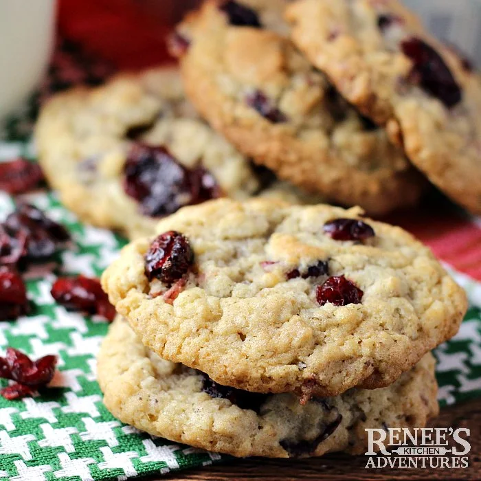 Oatmeal Cookies with Cranberries and Walnuts