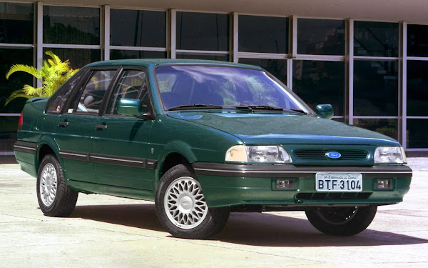Ford Versailles 1996
