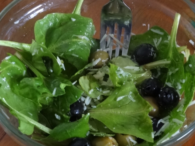 Spinach salad, green, leafy, veggies, good, food