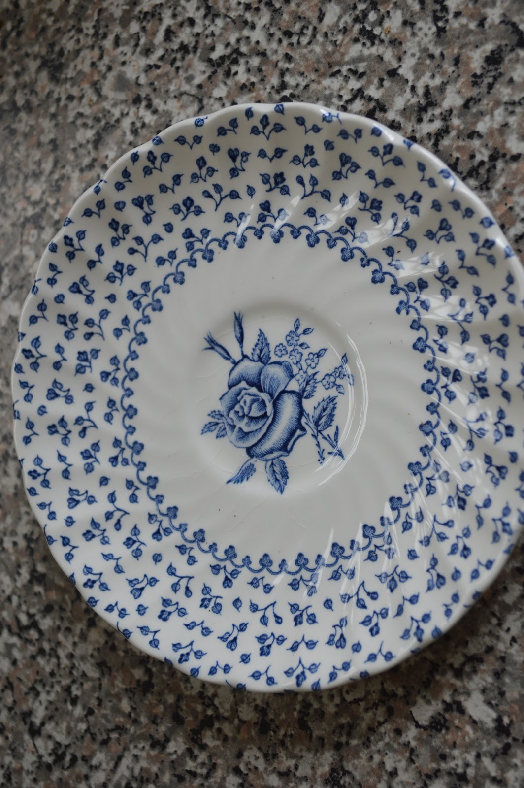 Pottery Posts Royal Victoria