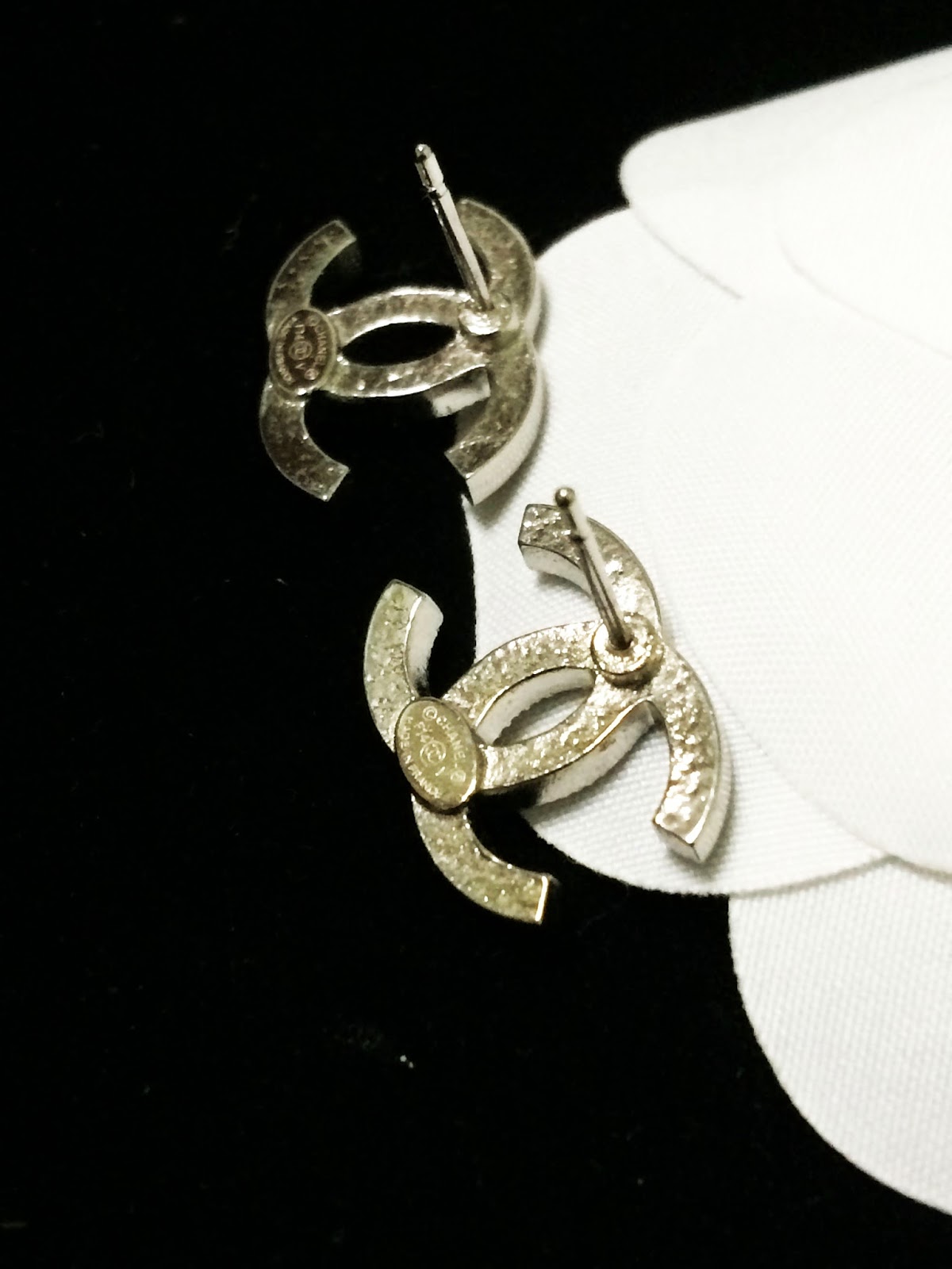 Chanel Earring Review AUTHENTIC CHANEL EARRINGS CLASSIC CC LOGO SILVER