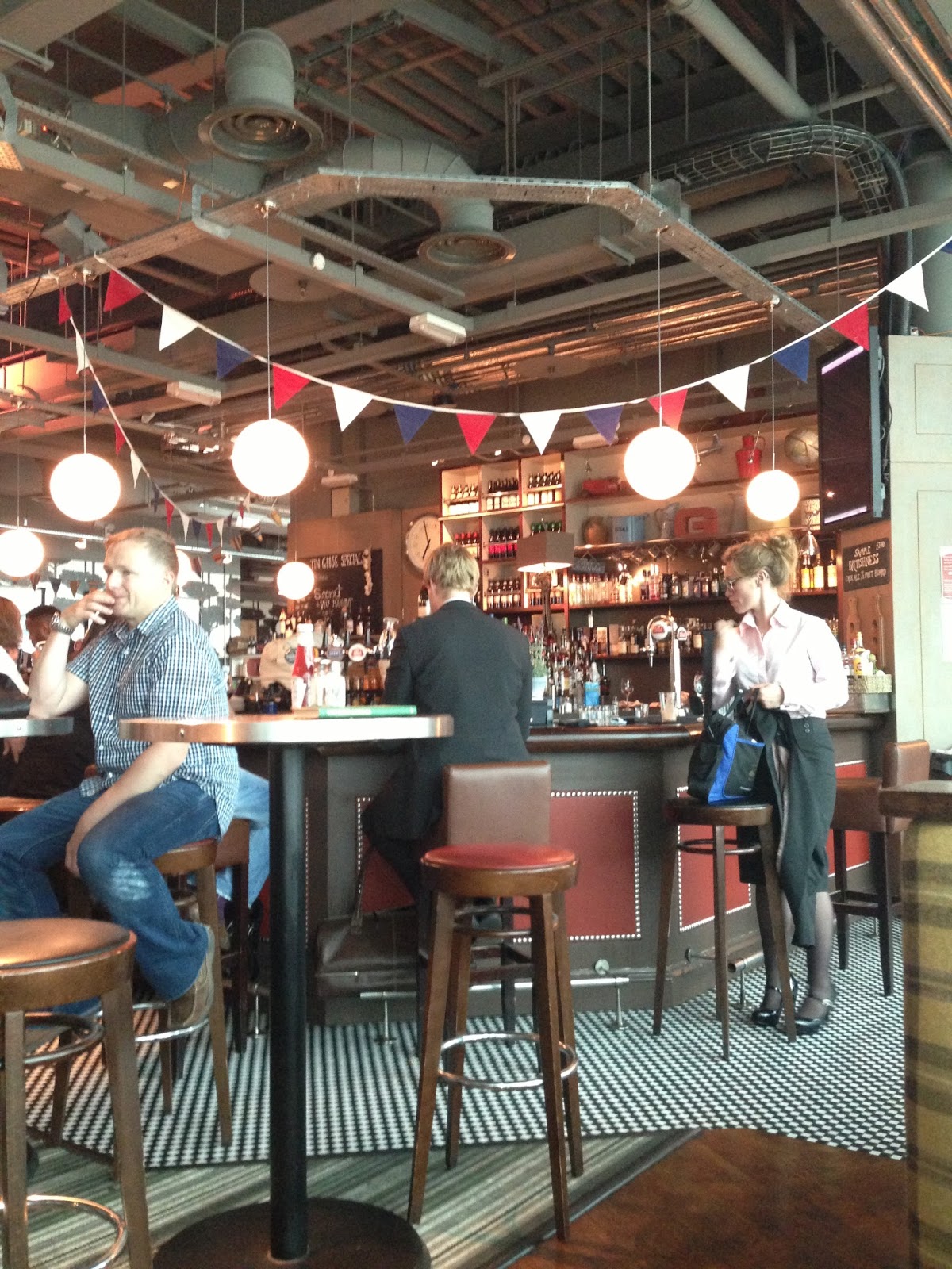 Wohlfühlbar am Flughafen Die Tin Goose in Heathrow