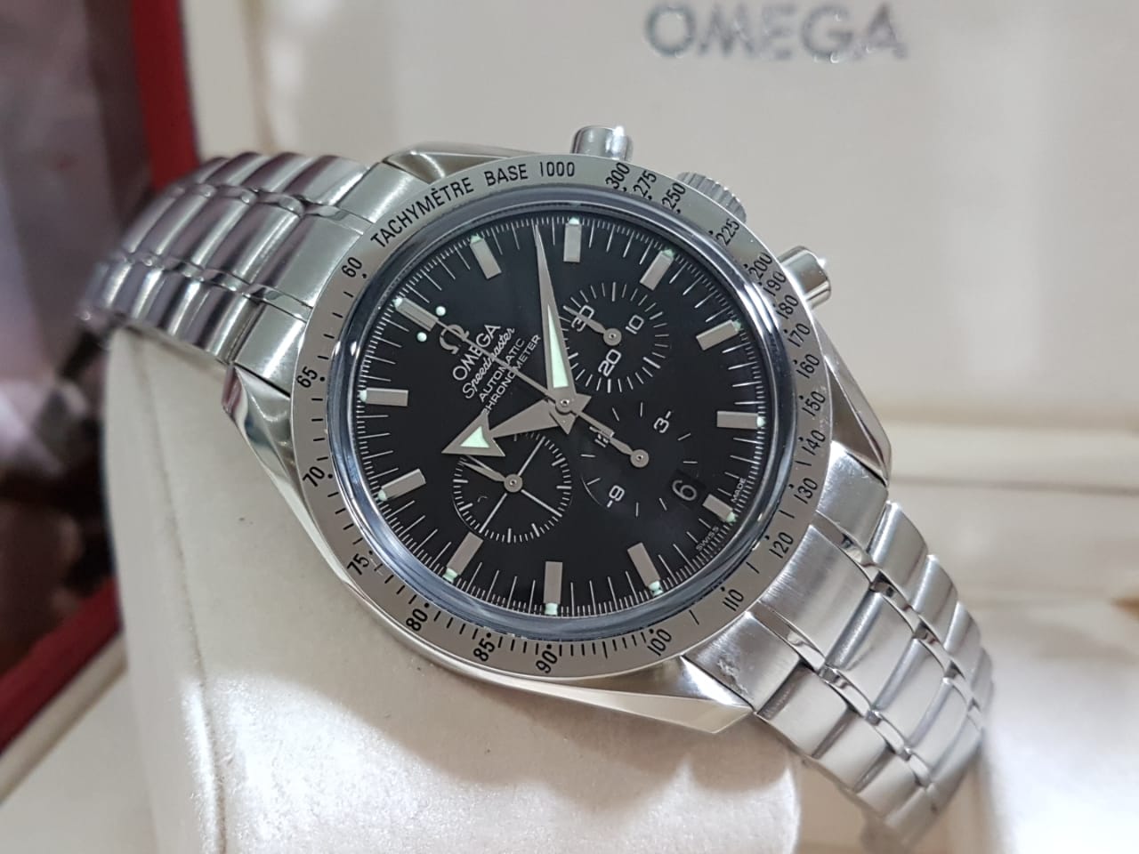 jam tangan omega speedmaster professional