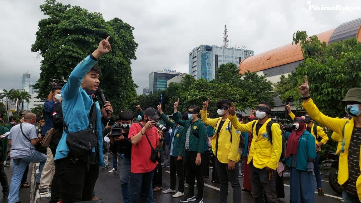 Duh! Sejumlah Mahasiswa Alami 'Teror Daring' Usai Ikut Aksi Unjuk Rasa di KPK