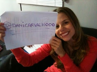 Twitter Oficial Daniela Carvalho