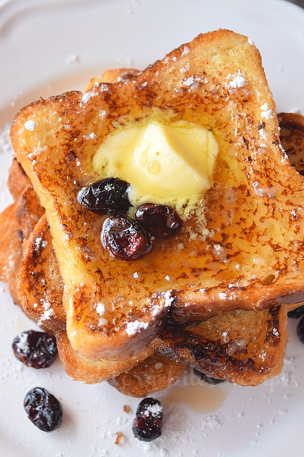 top look of a pile of eggnog french toast