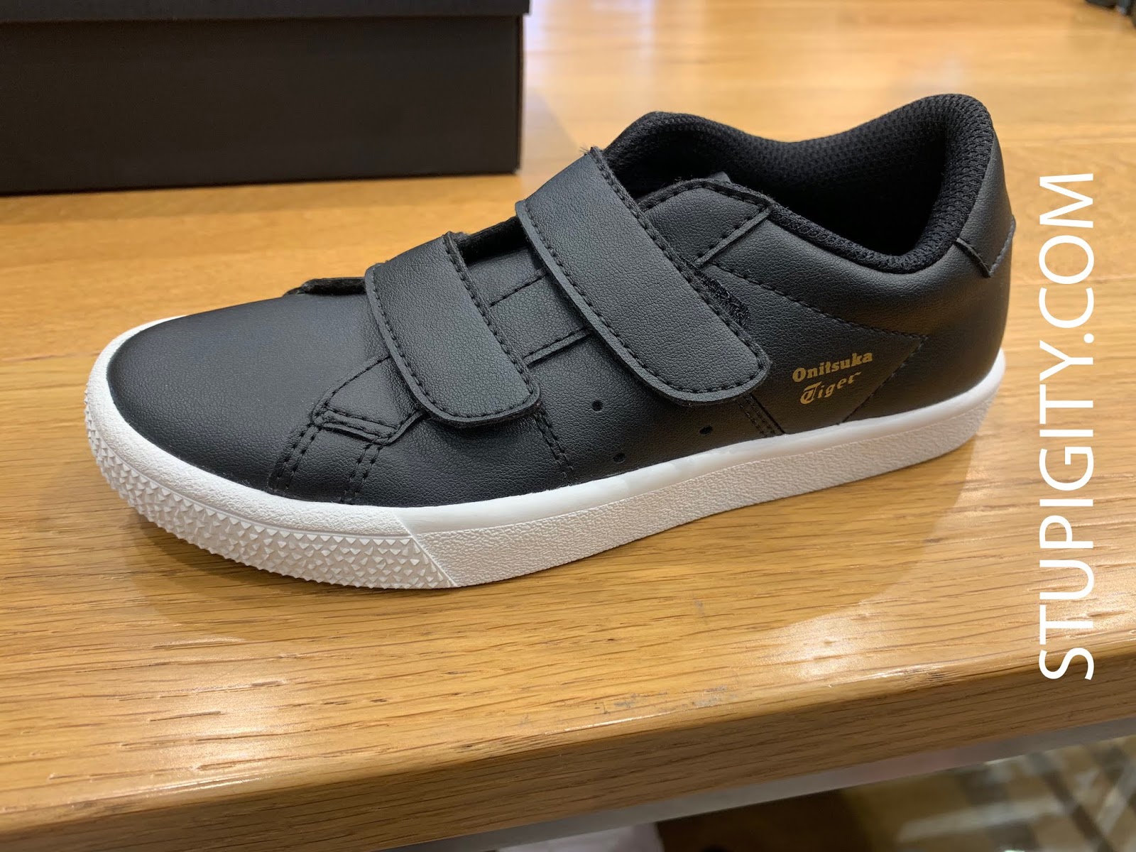 onitsuka changi city point