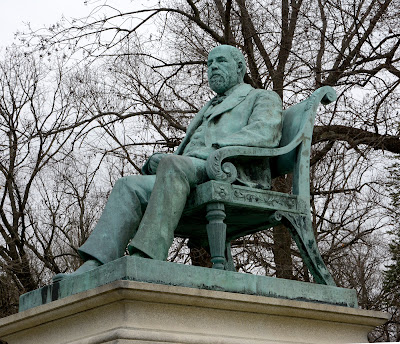 Photo of the Adam Schantz monument at Woodland Historic Cemetery and Arboretum.