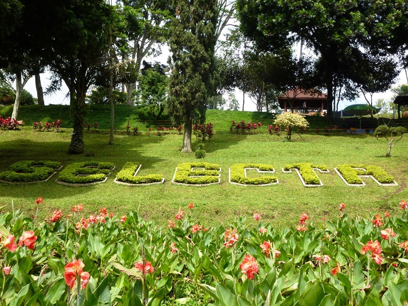 Wisata Keluarga di Selecta Malang Dengan Kebun Bunga Yang