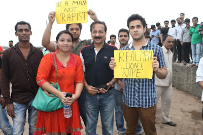 Bollywood stars protest against rape case in Mumbai