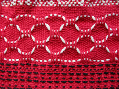 White And Shabby Juli 2011