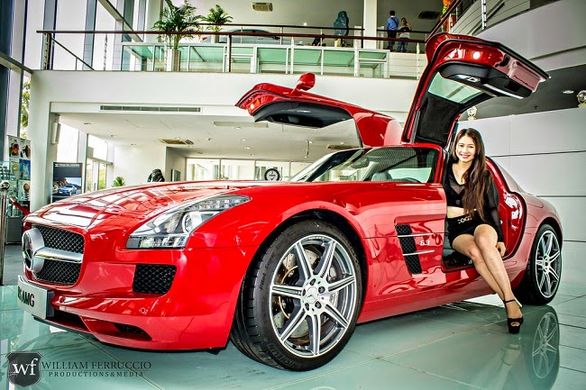 Người đẹp khoe dáng bên xe sang Mercedes-Benz