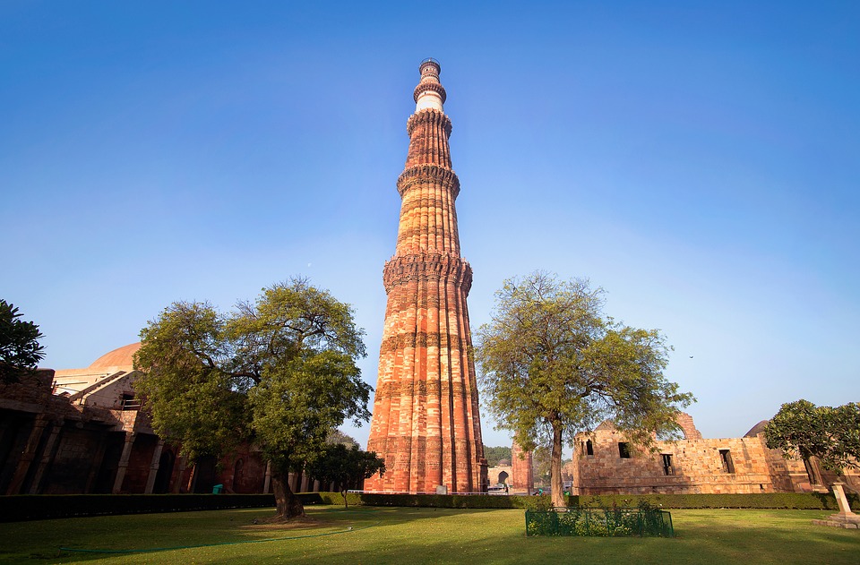Qutub Minar Delhi India History, Architecture, Visit Timing & Entry Fee qutub minar information, qutub minar ticket, qutub minar information in english, qutub minar architecture, qutub minar in hindi, qutub minar facts, qutub minar height, qutub minar image