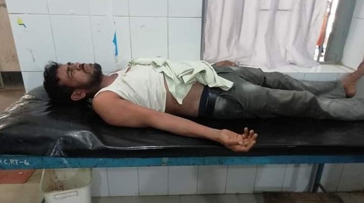 মহেশখালীতে আদালতের আদেশ উপেক্ষা করে দখল, মালিক আহত মহেশখালীতে আদালতের আদেশ উপেক্ষা করে দখল, মালিক আহত