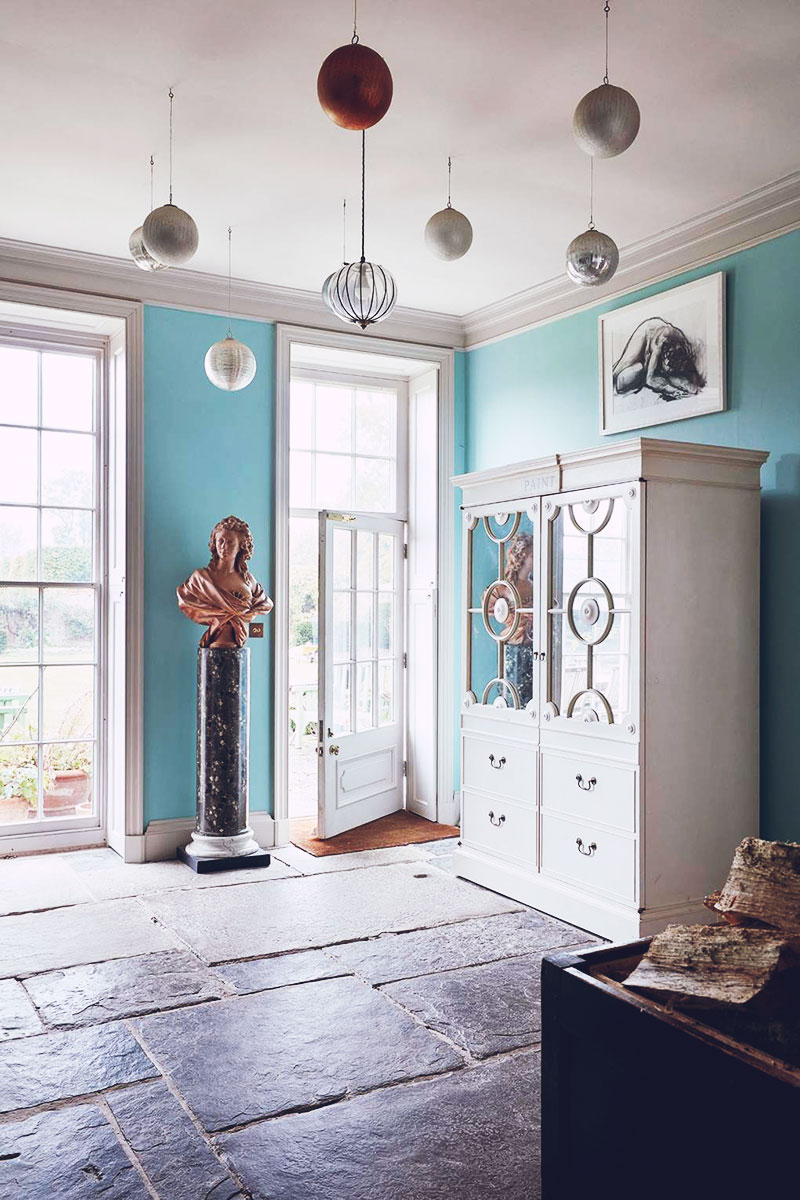 Décor Inspiration: A Warm & Art-Filled Queen Anne House in Herefordshire by Interior Decorator Edward Bulmer