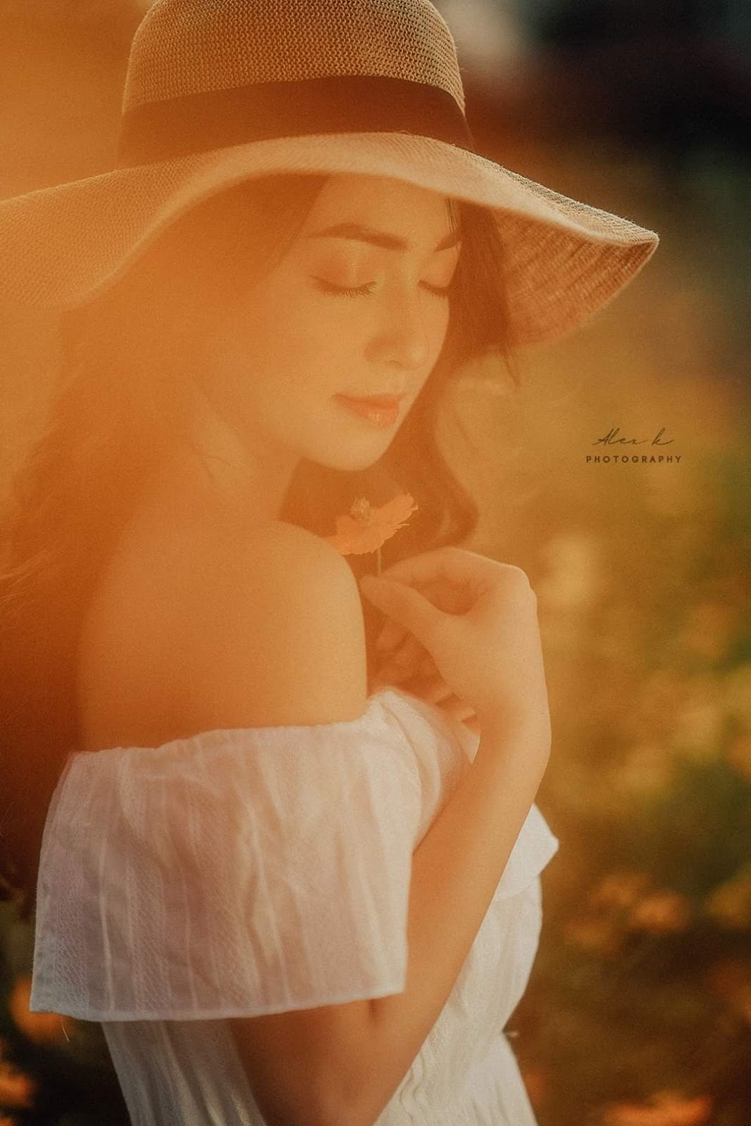 Vietnamese beautiful girl - Beauty face of young beautiful woman with flowers in her hair