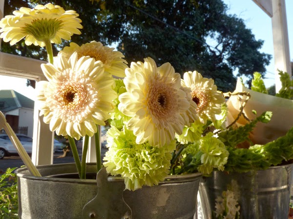 Buttons & Blooms - Florists at the Antique Café in Morningside, Durban