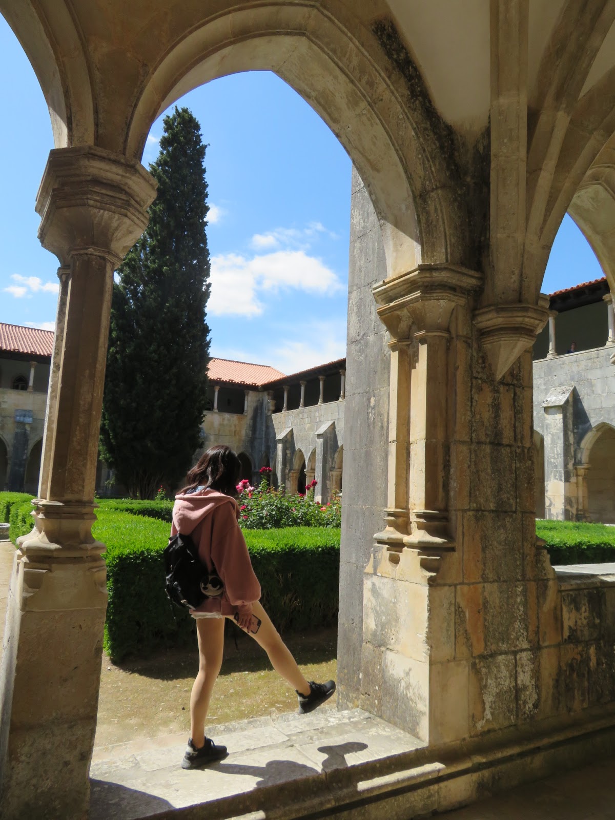 葡萄牙巴塔利亚修道院内院 编辑类照片. 图片 包括有 葡萄牙, 视图, 修道院, 形成弧光的, 多米尼加共和国 - 149963831