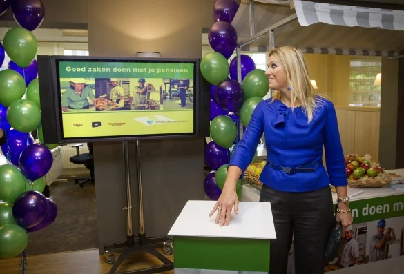Dutch Crown Princess Maxima visits Qredits microfinance and pension market for entrepreneurs in Amersfoort