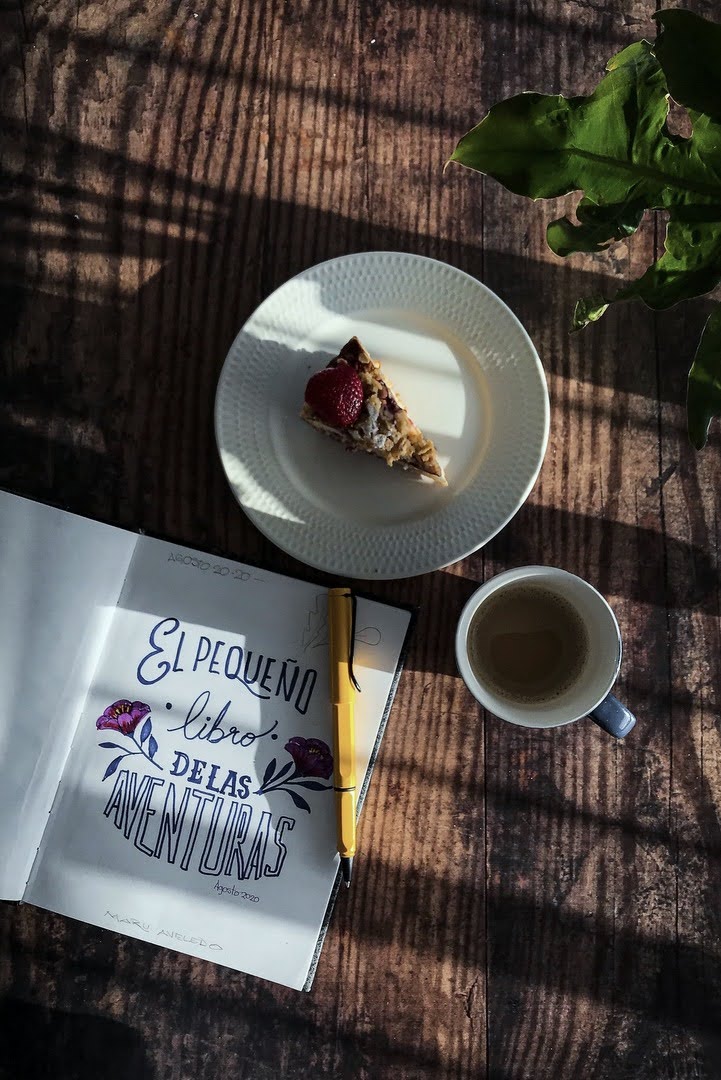 food-photography-maru-aveledo-coffee-cake-ricotta-strawberry-fresa