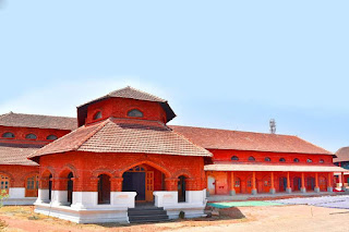 ಮಂಗಳೂರು ಹಂಪನಕಟ್ಟೆಯ ವಿಶ್ವವಿದ್ಯಾನಿಲಯ ಕಾಲೇಜಿನಲ್ಲಿ ಬಿಬಿಎ ಕೋರ್ಸ್ ಪುನರಾರಂಭ ಮಂಗಳೂರು ಹಂಪನಕಟ್ಟೆಯ ವಿಶ್ವವಿದ್ಯಾನಿಲಯ ಕಾಲೇಜಿನಲ್ಲಿ ಬಿಬಿಎ ಕೋರ್ಸ್ ಪುನರಾರಂಭ