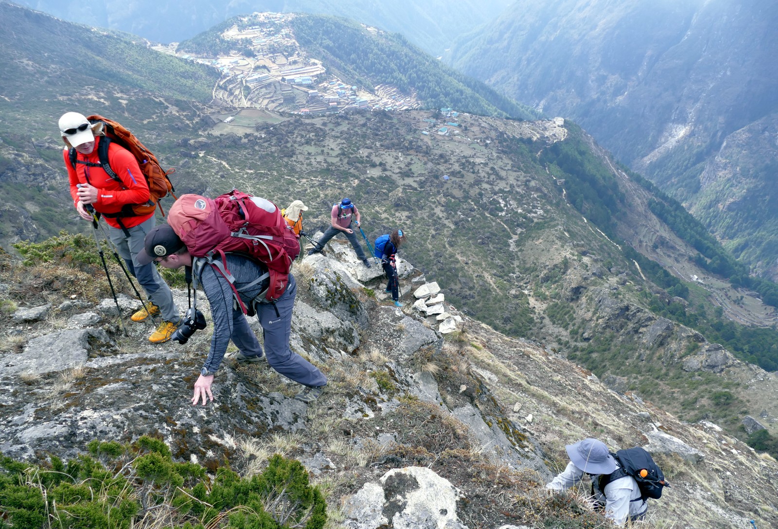 треккинг к базовому лагерю эвереста. перевал чо ла непал. треккинг эверест. треккинг эверест. эверест 5000 метров.