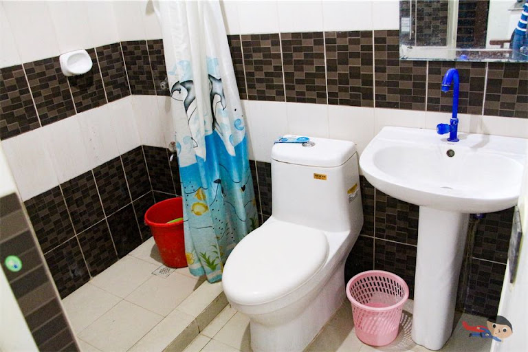 Toilet/Bathroom Costa Villa Beach Resort, Urbiztondo, La Union