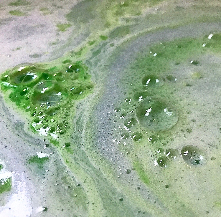All Things Lush UK Green Coconut Jelly Bath Bomb