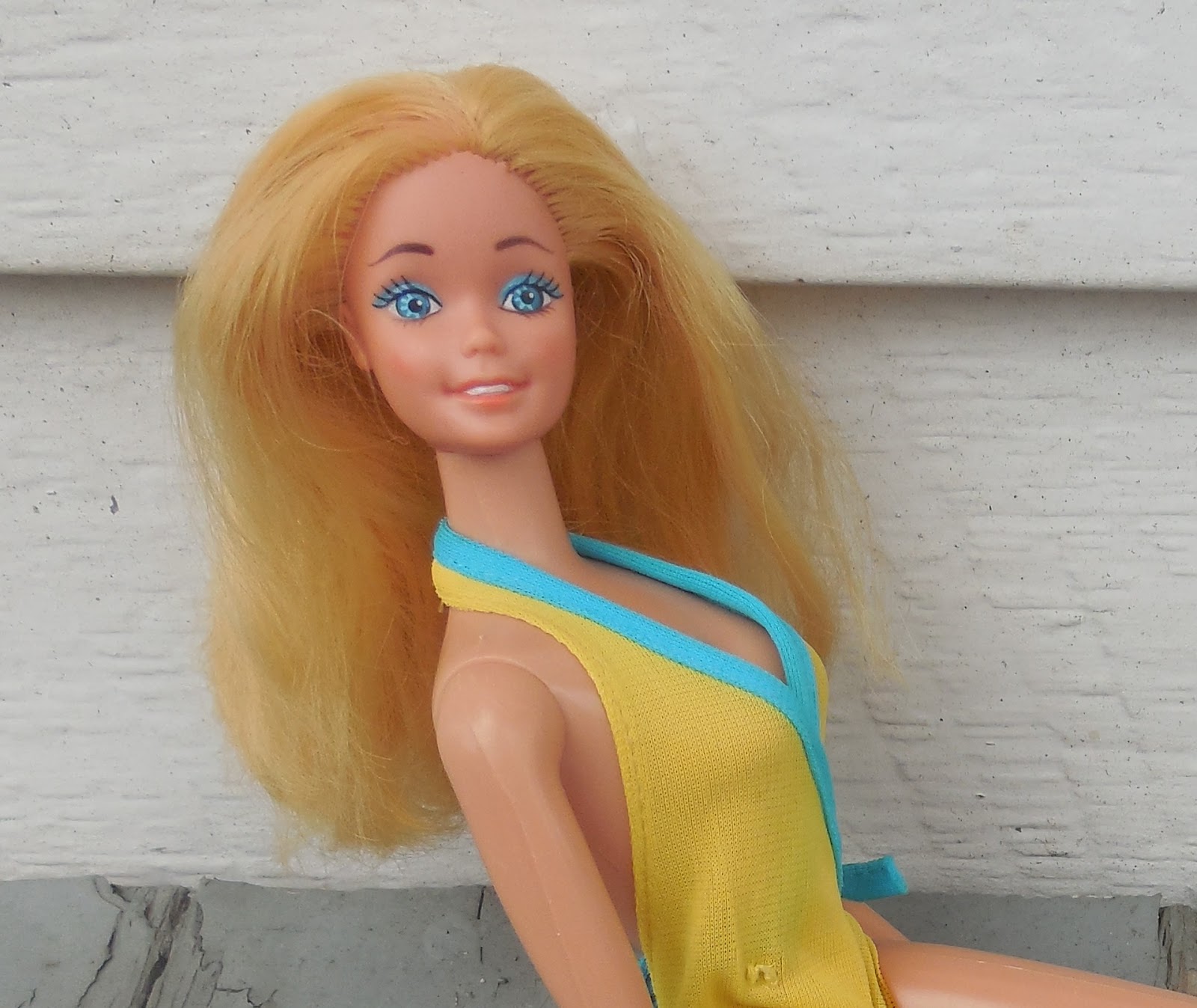 Vintage Barbie Blog: My First Barbie (1980)
