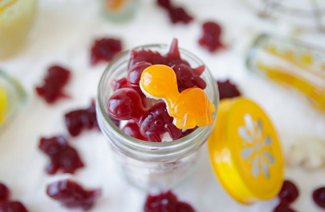 Yummy Gummy Lollies made with Gut Healing Gelatin