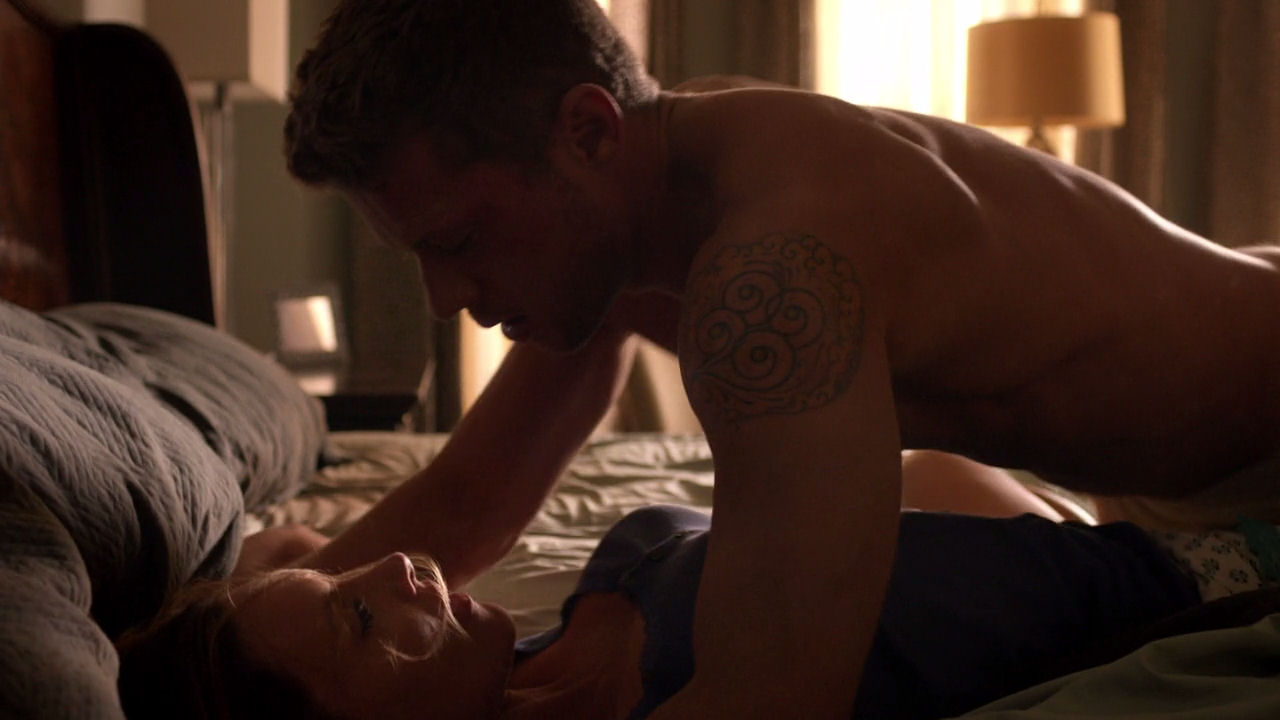 Ryan Phillippe on Secrets and Lies (2015) .