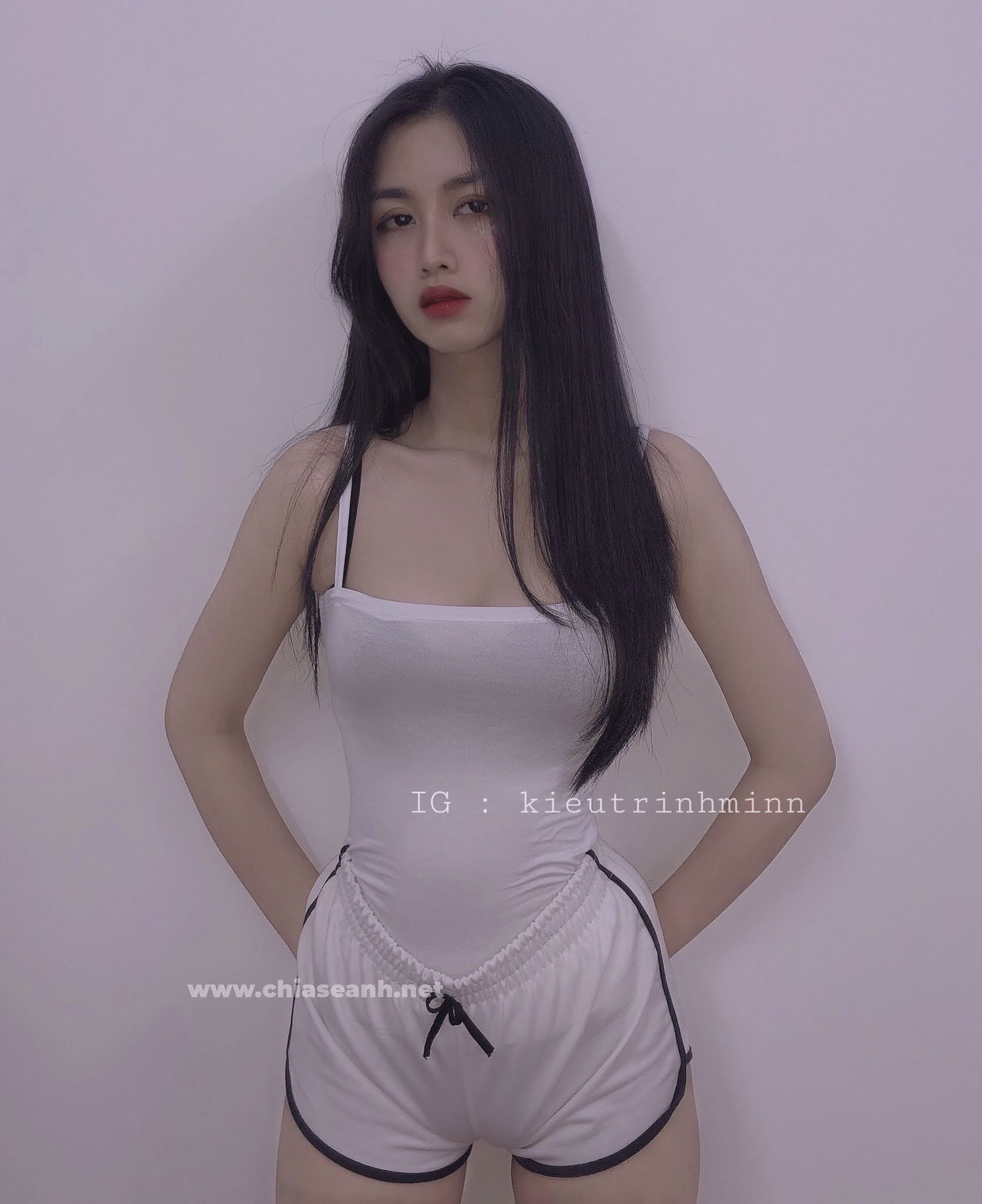 Bỏng mắt với thân hình sexy, quyến rũ của cô nàng 9x KieuTrinhMinn (P1)