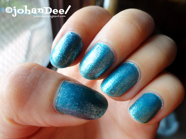 nail color of week ice blue