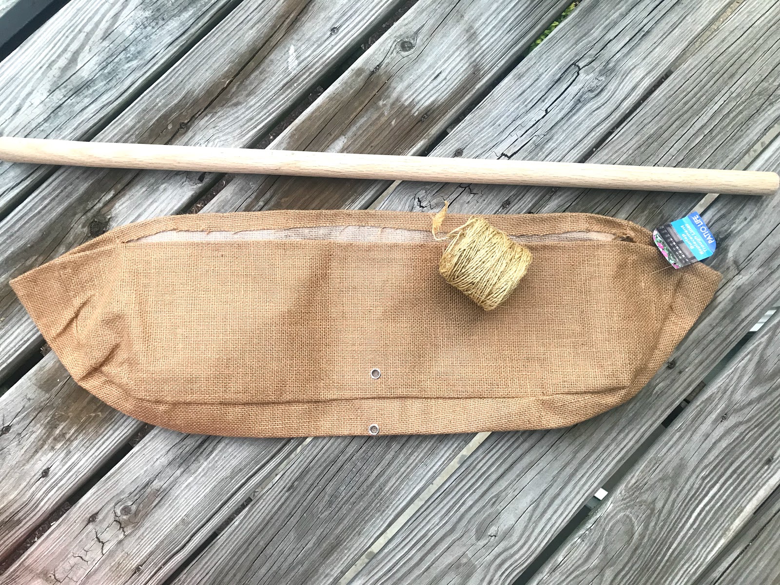 lucky bandit | RVA based lifestyle blog: diy climbing pole for plants