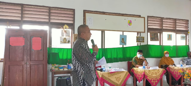 Kepala Disdik Kabupaten Natuna Hadiri Deklarasi Menuju Sekolah Ramah Anak SDN 002 Tapau