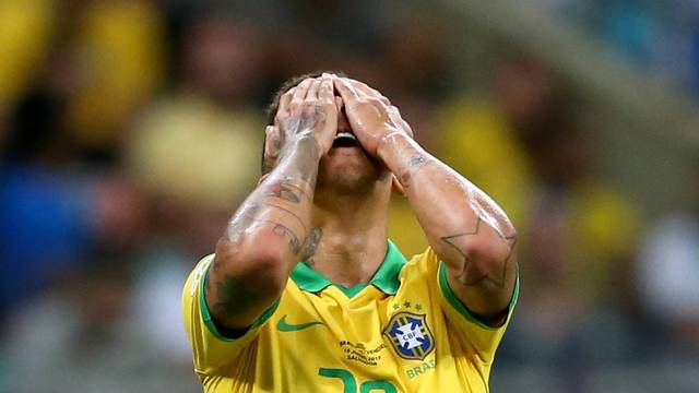 Brasil fica no empate com a Venezuela na Fonte Nova, em Salvador