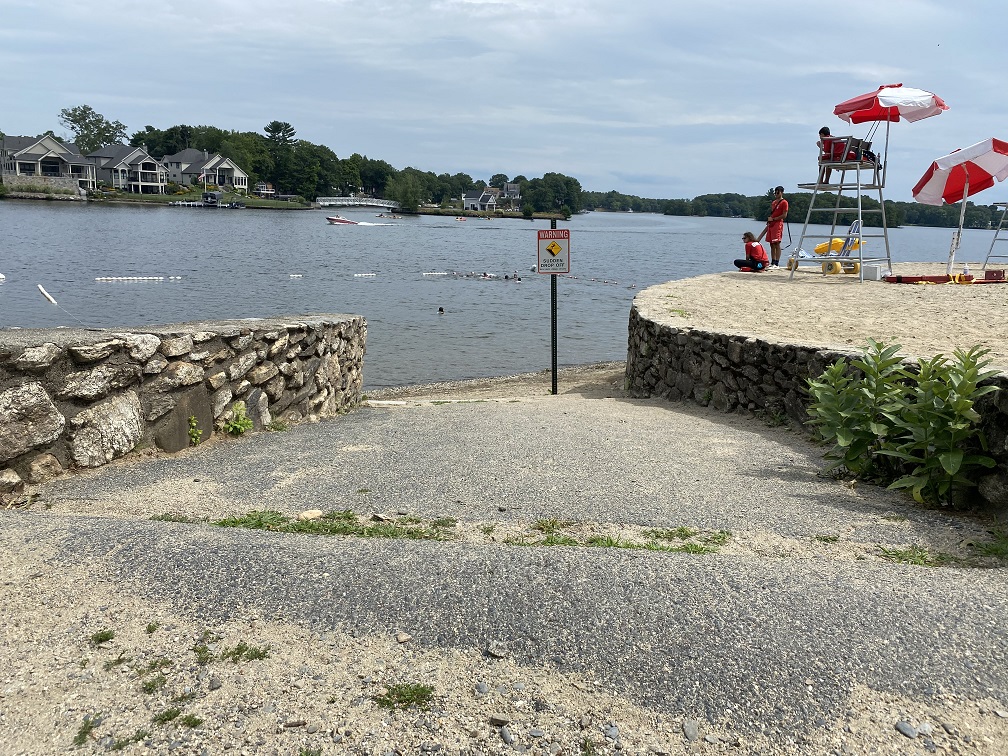 Everyone Outdoors Lake Park in Worcester Provides Oneway Trail Loop